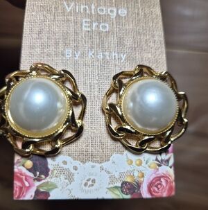 Vintage Gold and Pearl Earrings
